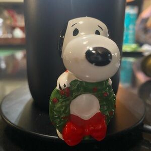 Snoopy Christmas Figurine with Wreath